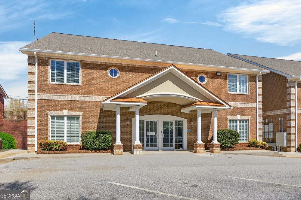 362 Racetrack RD McDonough, GA 30252
