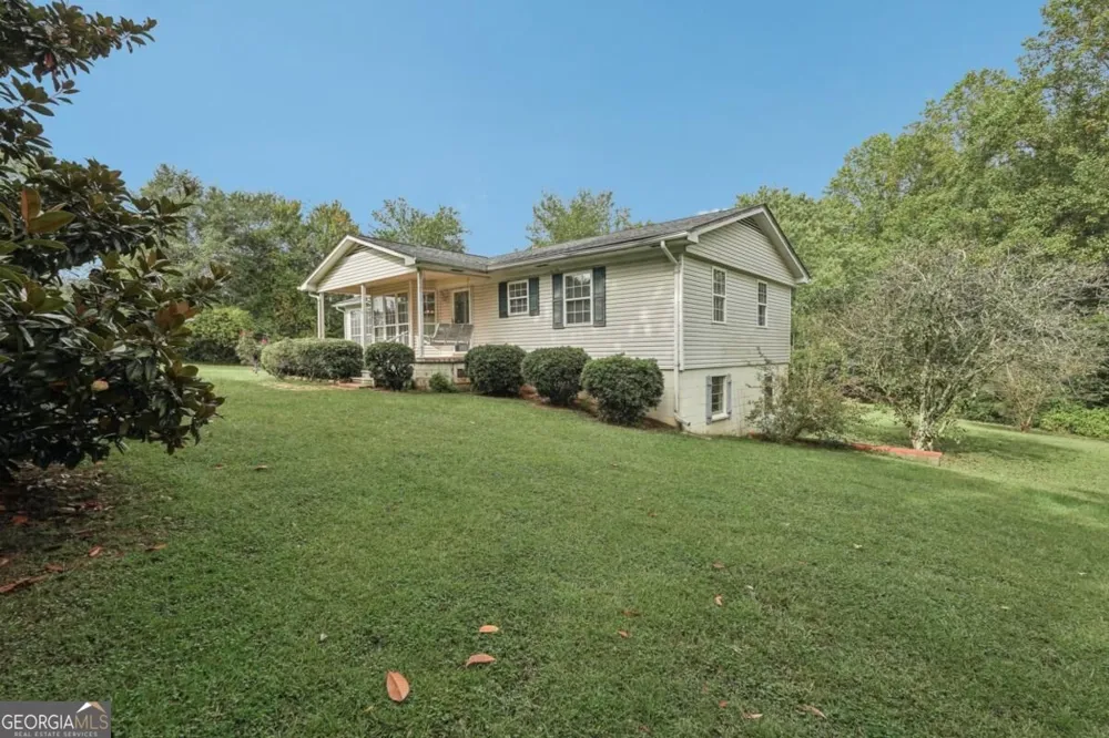 9782 Highway 166 Winston, GA 30187