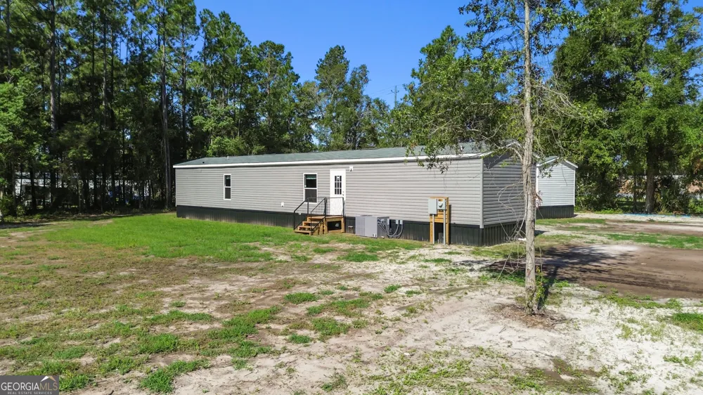 1126 East 121 PL Folkston, GA 31537