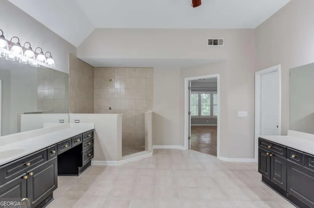 1920 Woods River LN Duluth, GA 30097