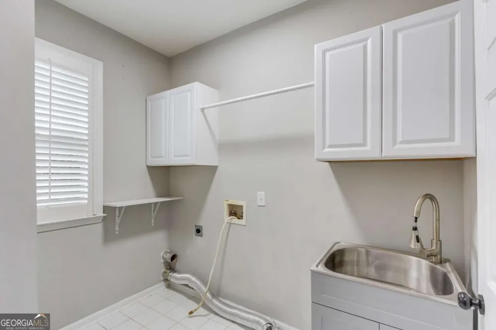 1920 Woods River LN Duluth, GA 30097