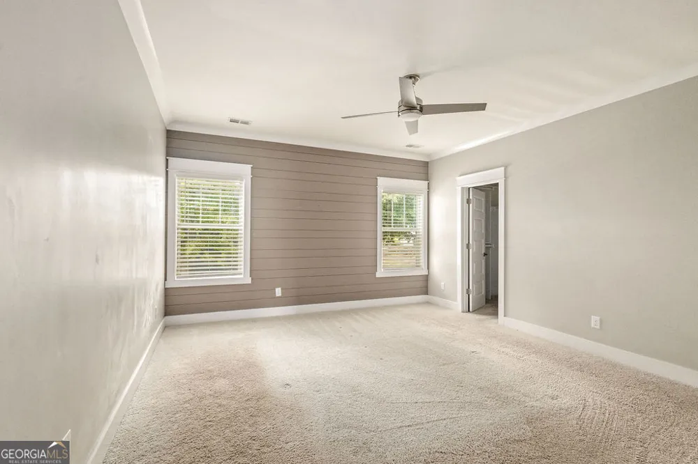 27 E Hill ST Newnan, GA 30263