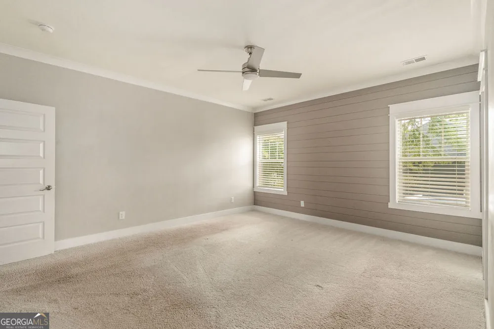 27 E Hill ST Newnan, GA 30263