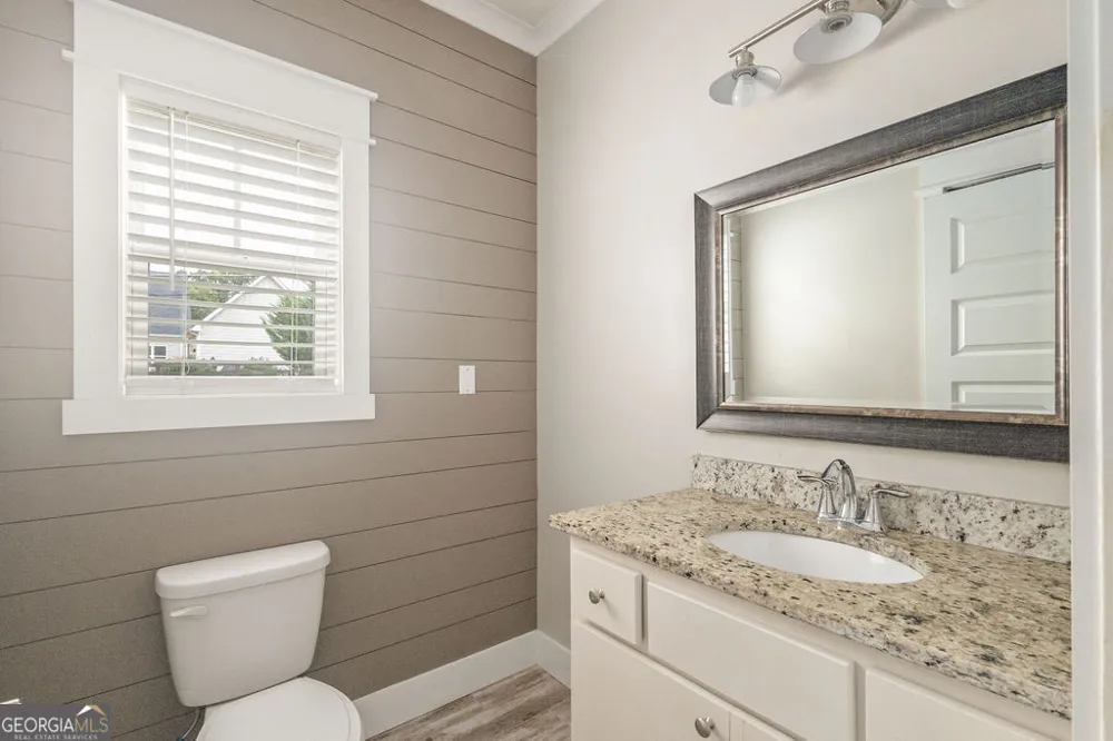 27 E Hill ST Newnan, GA 30263
