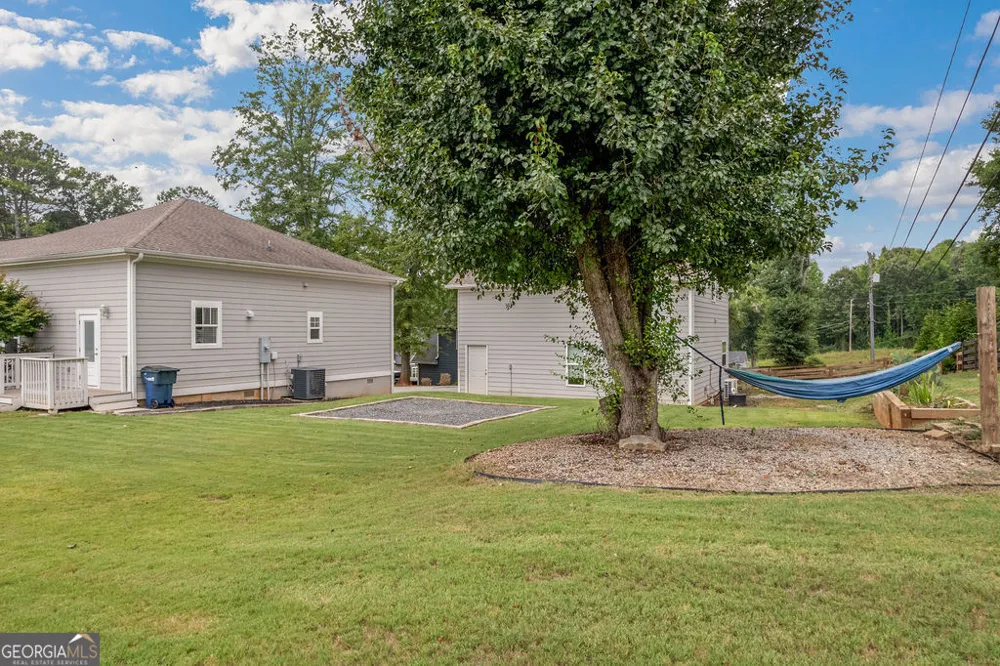 27 E Hill ST Newnan, GA 30263