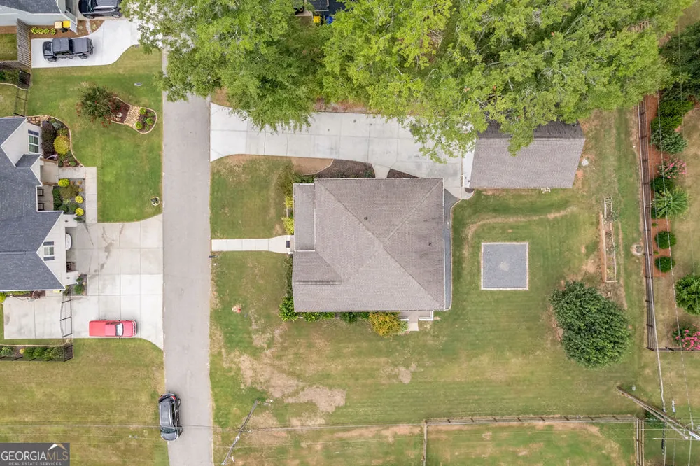 27 E Hill ST Newnan, GA 30263
