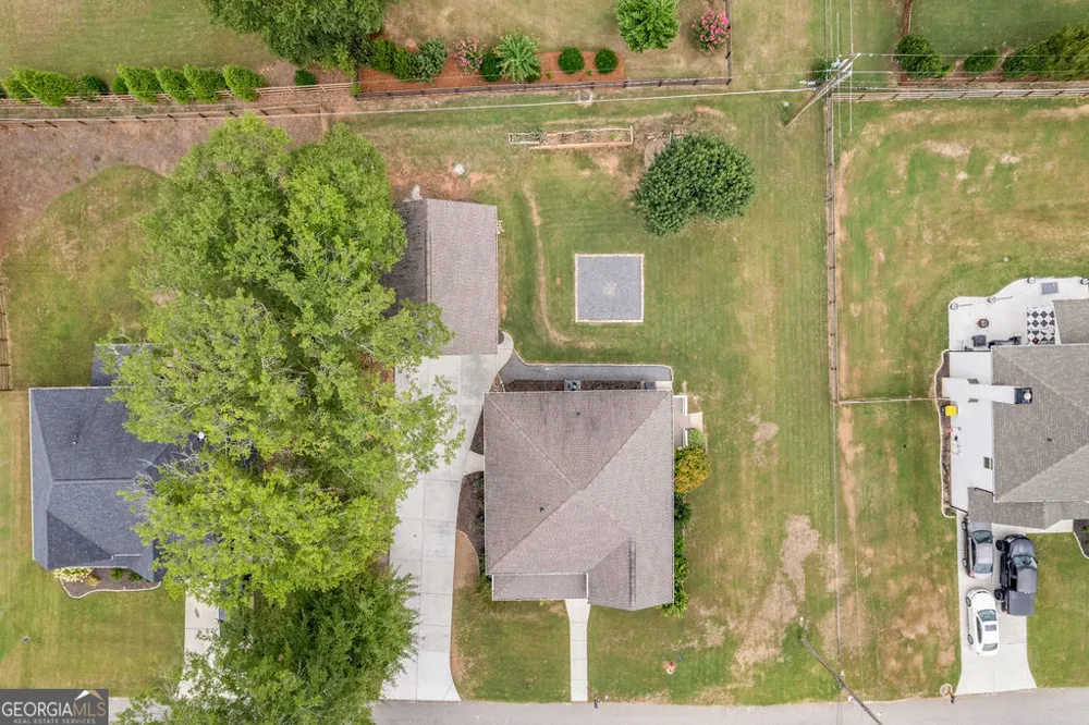 27 E Hill ST Newnan, GA 30263