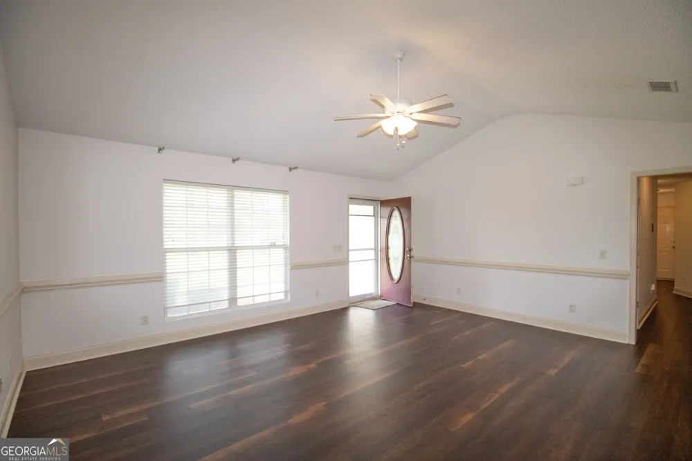 2309 Oakridge LN Statesboro, GA 30458