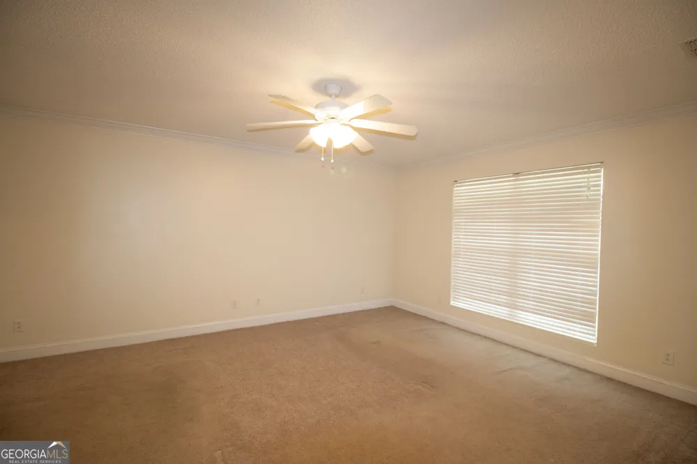 2309 Oakridge LN Statesboro, GA 30458
