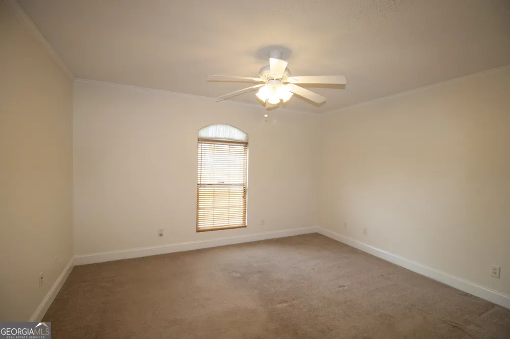 2309 Oakridge LN Statesboro, GA 30458