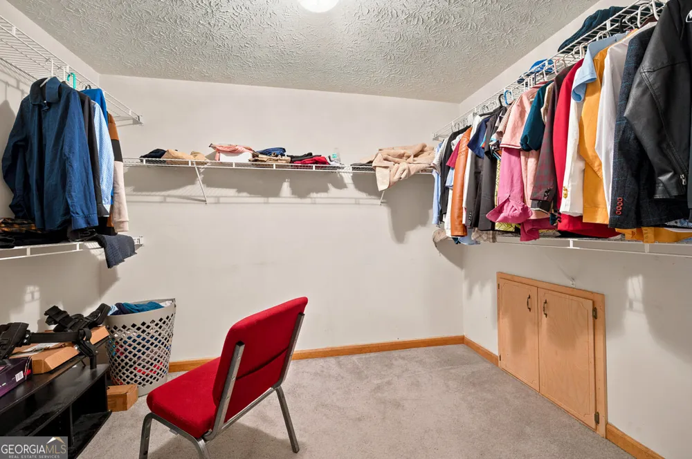 558 Auburn RD Auburn, GA 30011