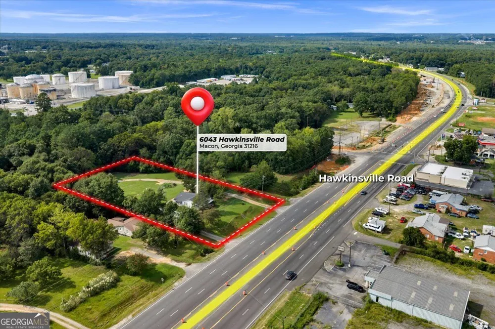 6043 Hawkinsville RD Macon, GA 31216