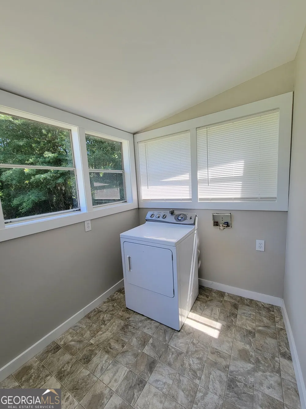 59 Harber Commerce, GA 30529