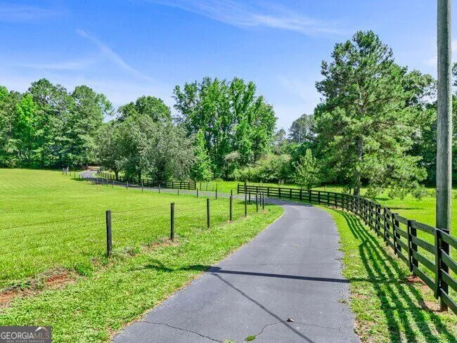 120 Jandale DR LaGrange, GA 30241