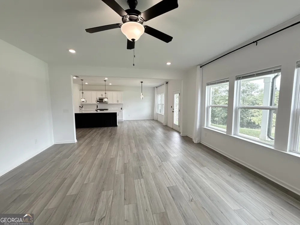 207 Foxhill DR Dawsonville, GA 30534