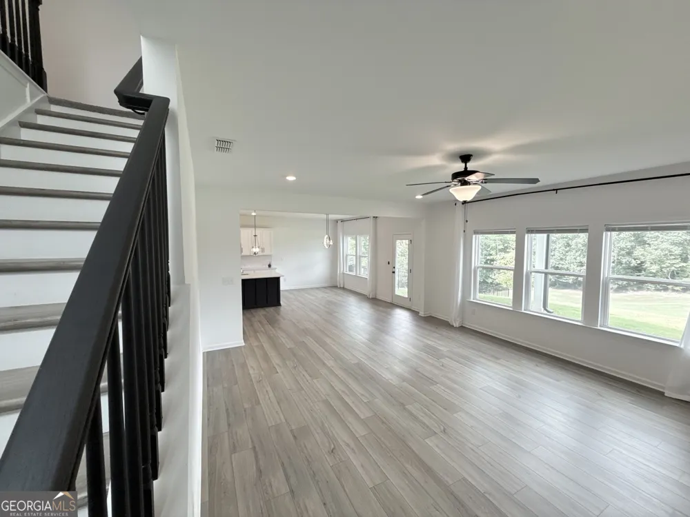 207 Foxhill DR Dawsonville, GA 30534