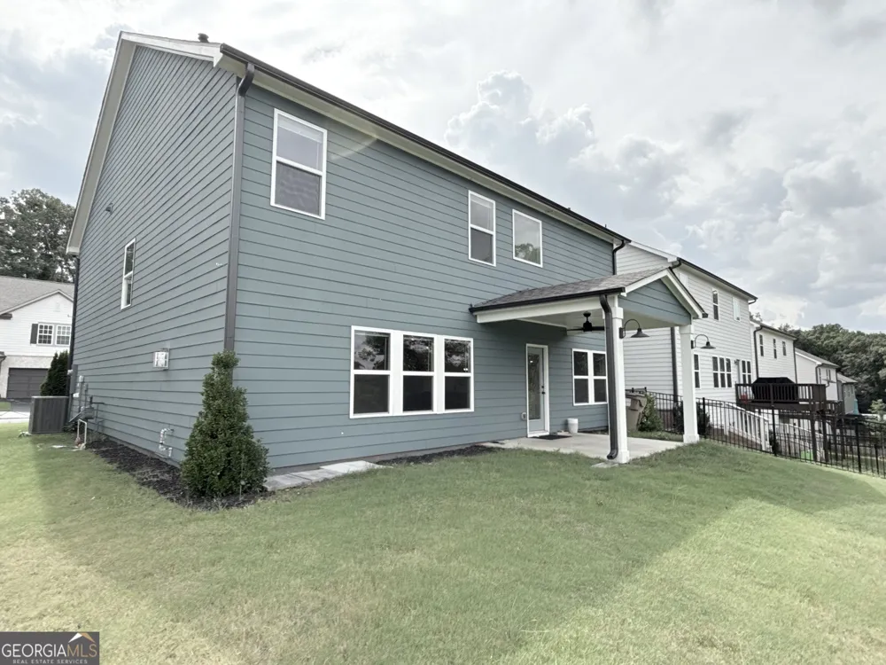 207 Foxhill DR Dawsonville, GA 30534
