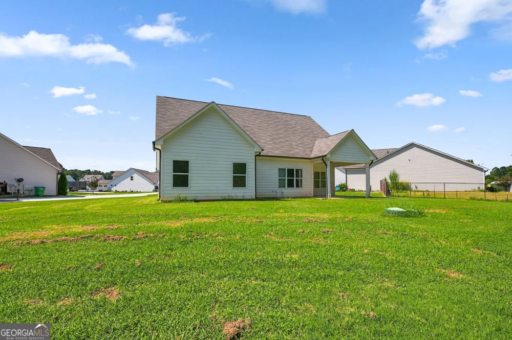 408 Glenn TRL Winder, GA 30680