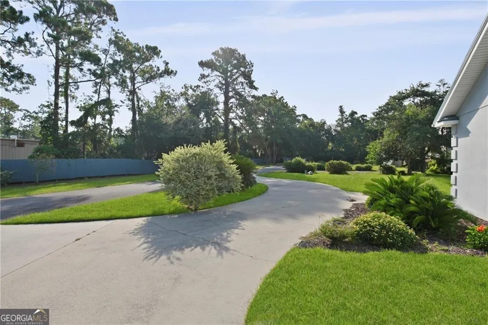 6 Quail RUN Brunswick, GA 31525