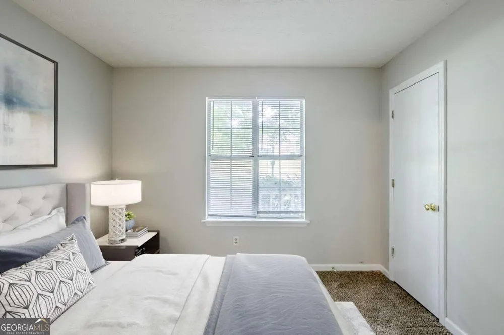 6185 Marbut Farms Chase Lithonia, GA 30058