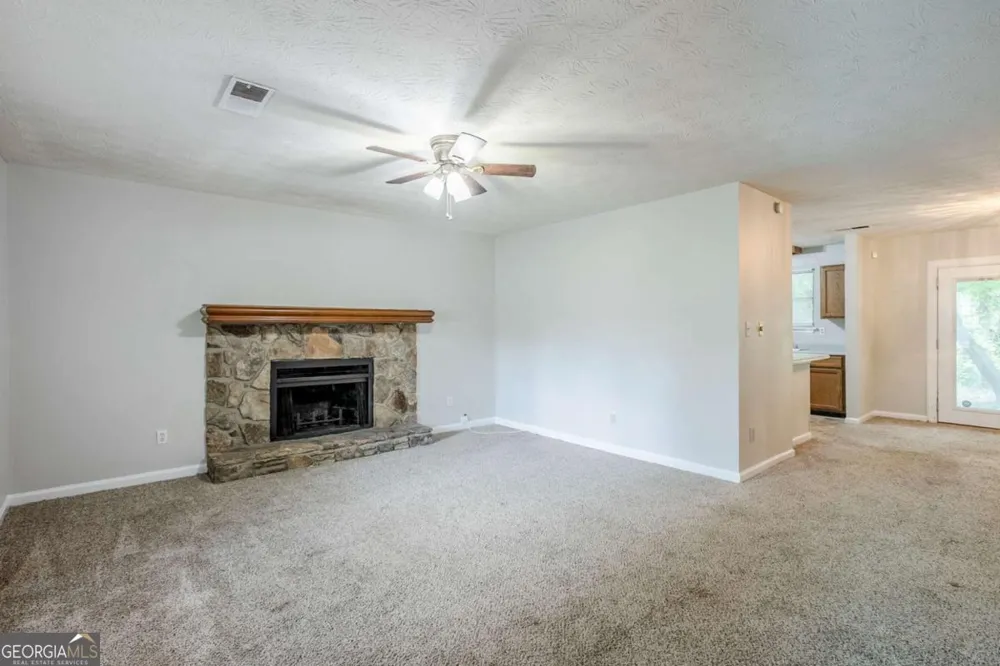 6185 Marbut Farms Chase Lithonia, GA 30058