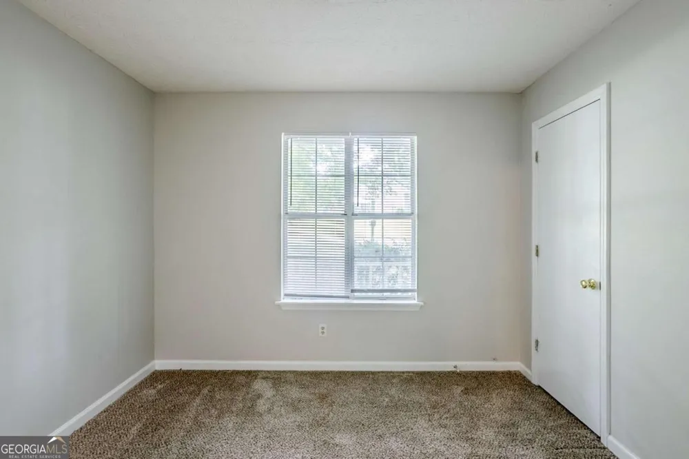 6185 Marbut Farms Chase Lithonia, GA 30058