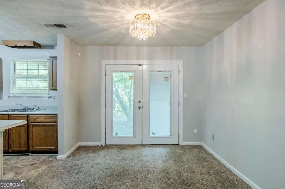 6185 Marbut Farms Chase Lithonia, GA 30058