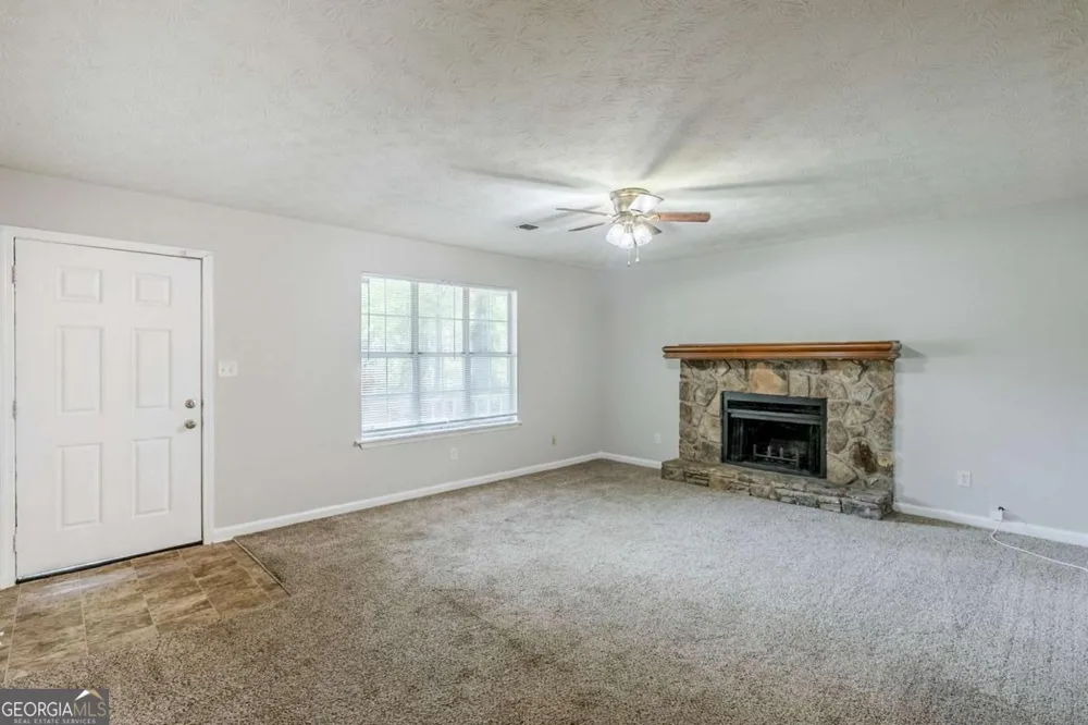 6185 Marbut Farms Chase Lithonia, GA 30058