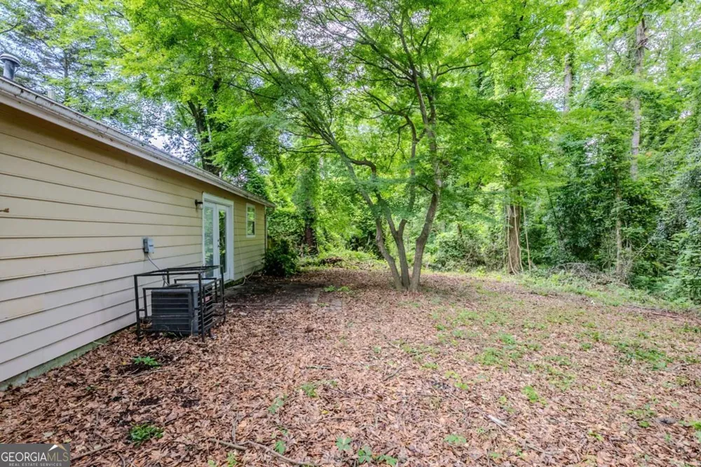 6185 Marbut Farms Chase Lithonia, GA 30058