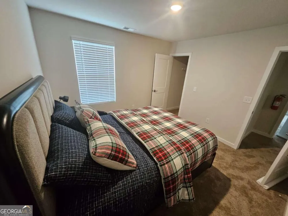 86 Jacoby DR Fairburn, GA 30213