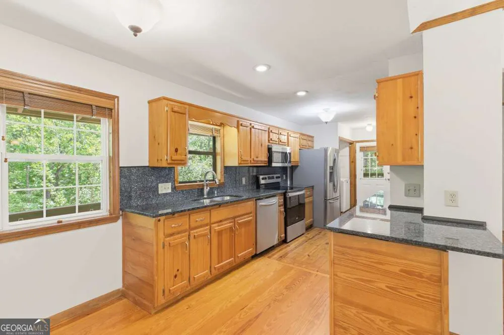 40 Caledonia DR Blairsville, GA 30512