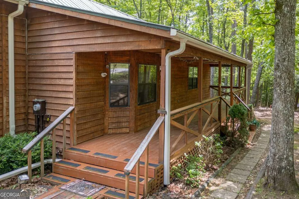 40 Caledonia DR Blairsville, GA 30512