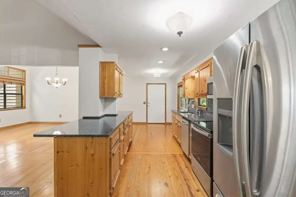 40 Caledonia DR Blairsville, GA 30512
