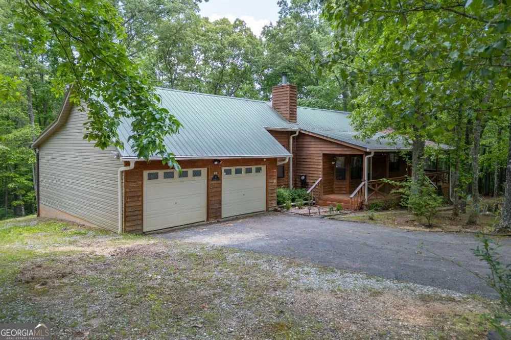 40 Caledonia DR Blairsville, GA 30512
