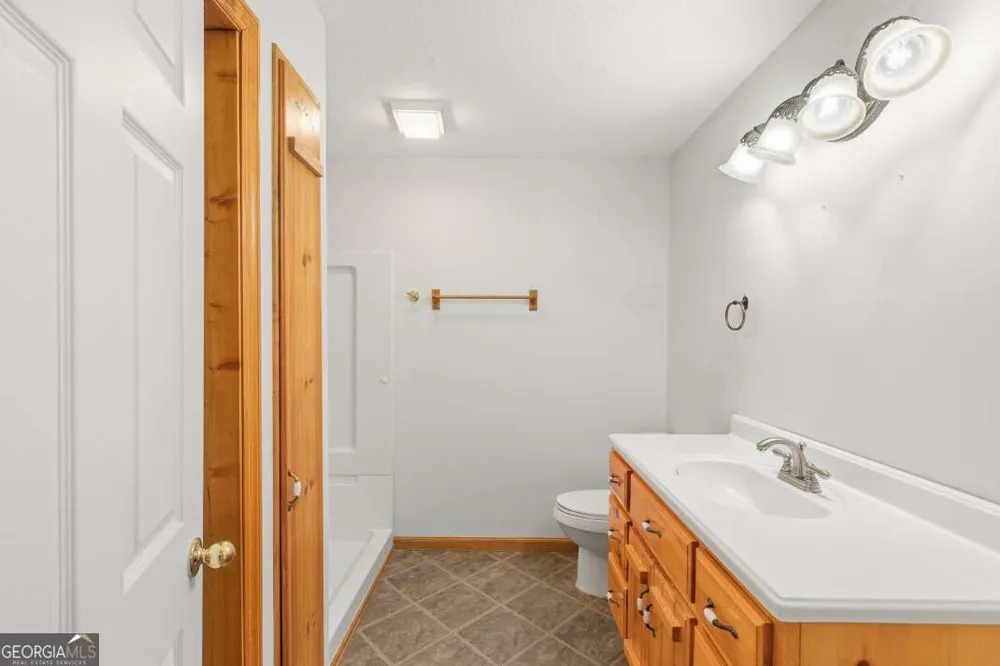 40 Caledonia DR Blairsville, GA 30512