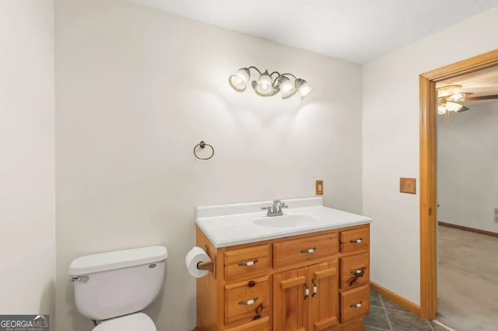 40 Caledonia DR Blairsville, GA 30512