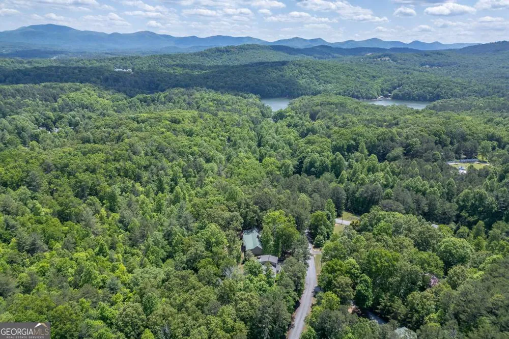40 Caledonia DR Blairsville, GA 30512