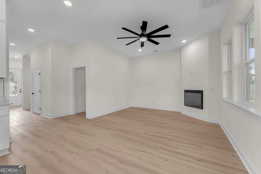 1105 Woodland DR Pooler, GA 31322