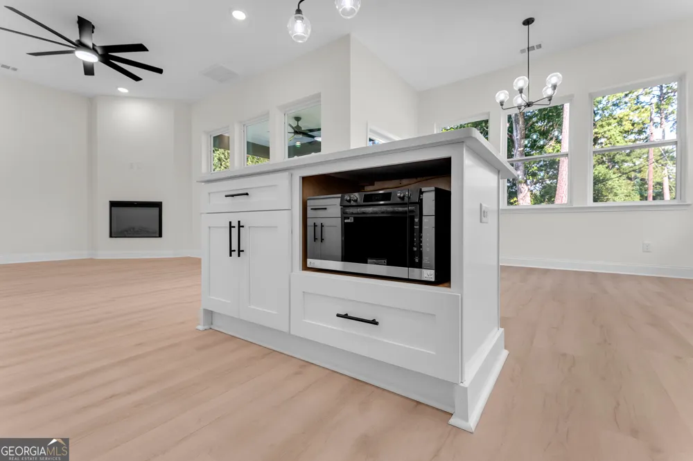 1105 Woodland DR Pooler, GA 31322
