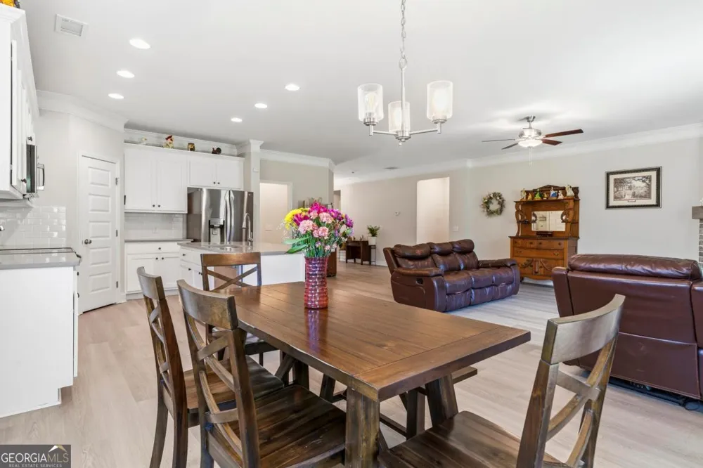 145 Pearl Moon DR Eatonton, GA 31024