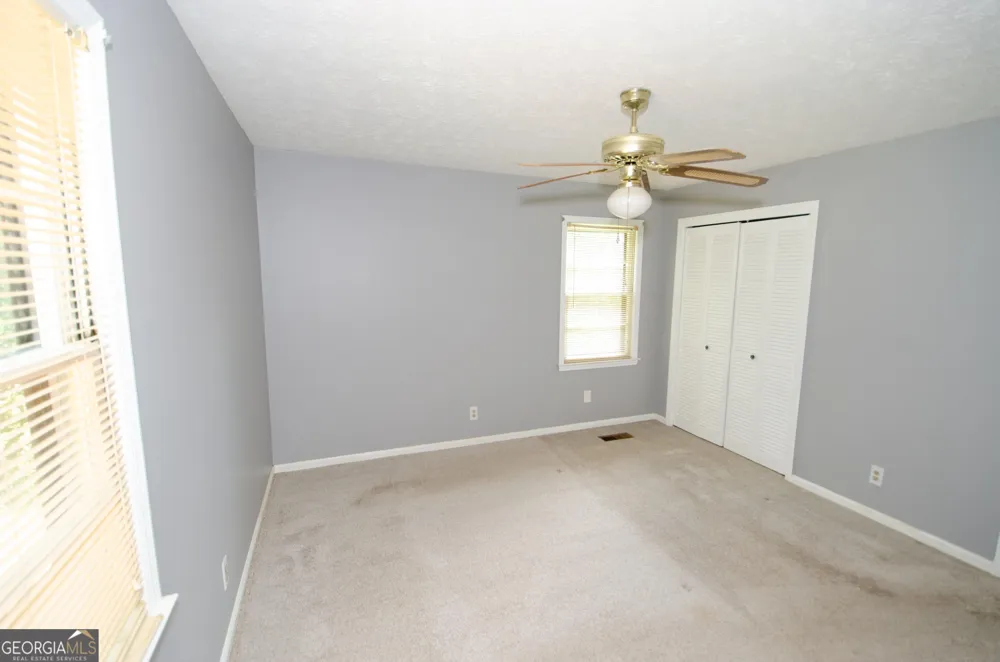 202 Sivell RD LaGrange, GA 30241