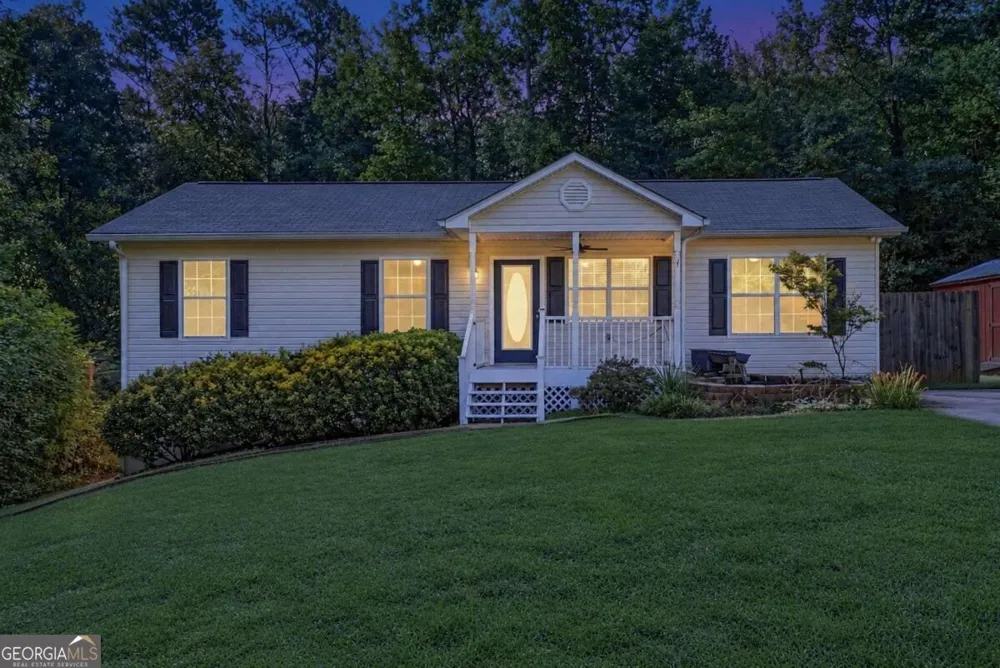 54 Cross Sabre DR Dawsonville, GA 30534