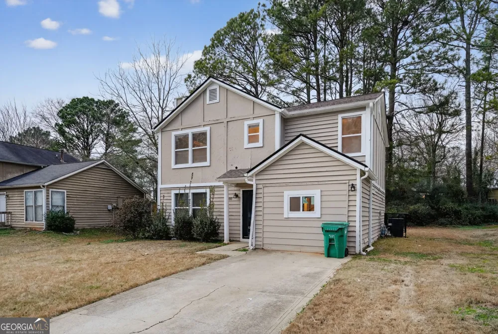 6300 Creekford LN Lithonia, GA 30058