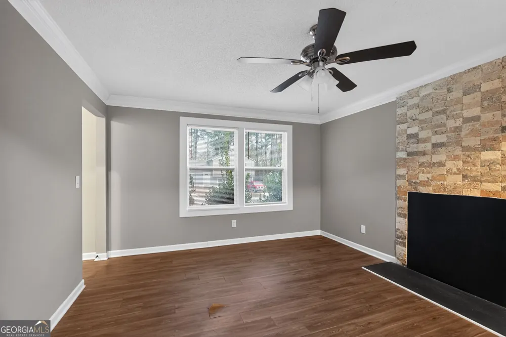6300 Creekford LN Lithonia, GA 30058