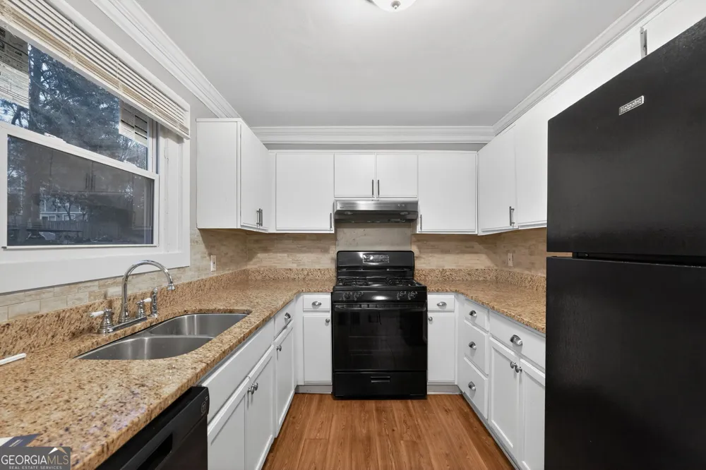 6300 Creekford LN Lithonia, GA 30058