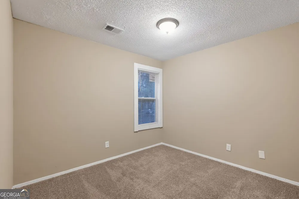 6300 Creekford LN Lithonia, GA 30058
