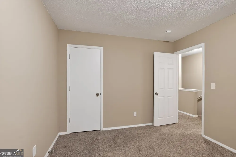 6300 Creekford LN Lithonia, GA 30058