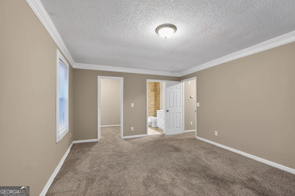 6300 Creekford LN Lithonia, GA 30058