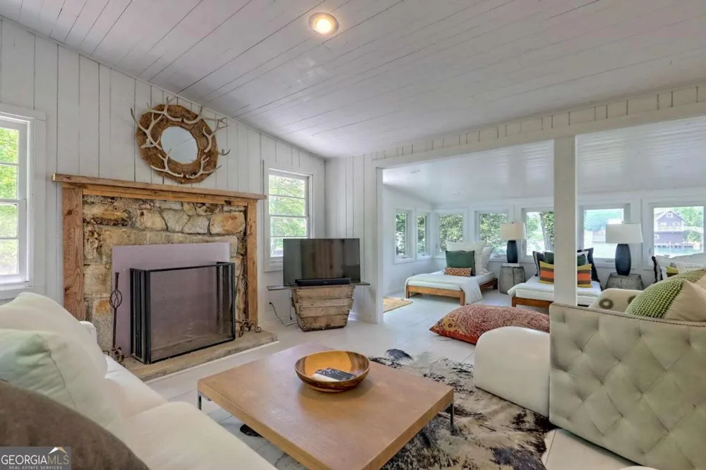 89 Arkansas LN Tiger, GA 30576