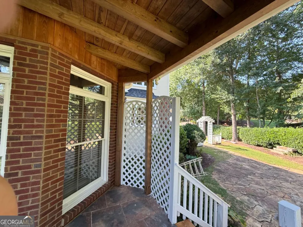 2120 Falling Water CT Cumming, GA 30041